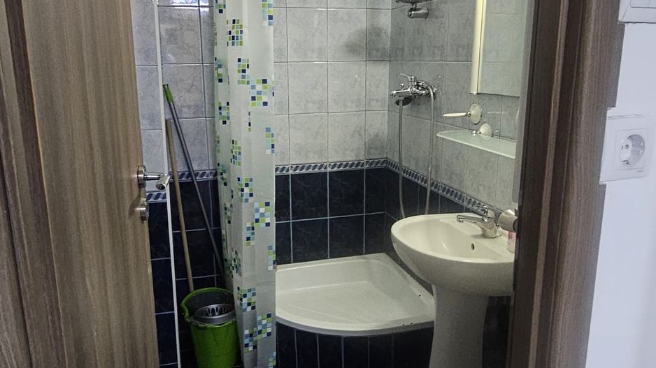 Apartament 4 camere  Parcul Sebastian cu Centrala si Parcare - Poză 18