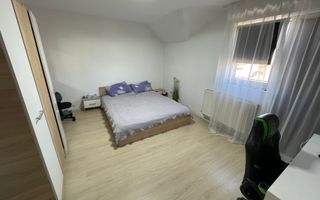 CASĂ SPAȚIOASĂ DE VÂNZARE ȘELIMBĂR - Poză 1