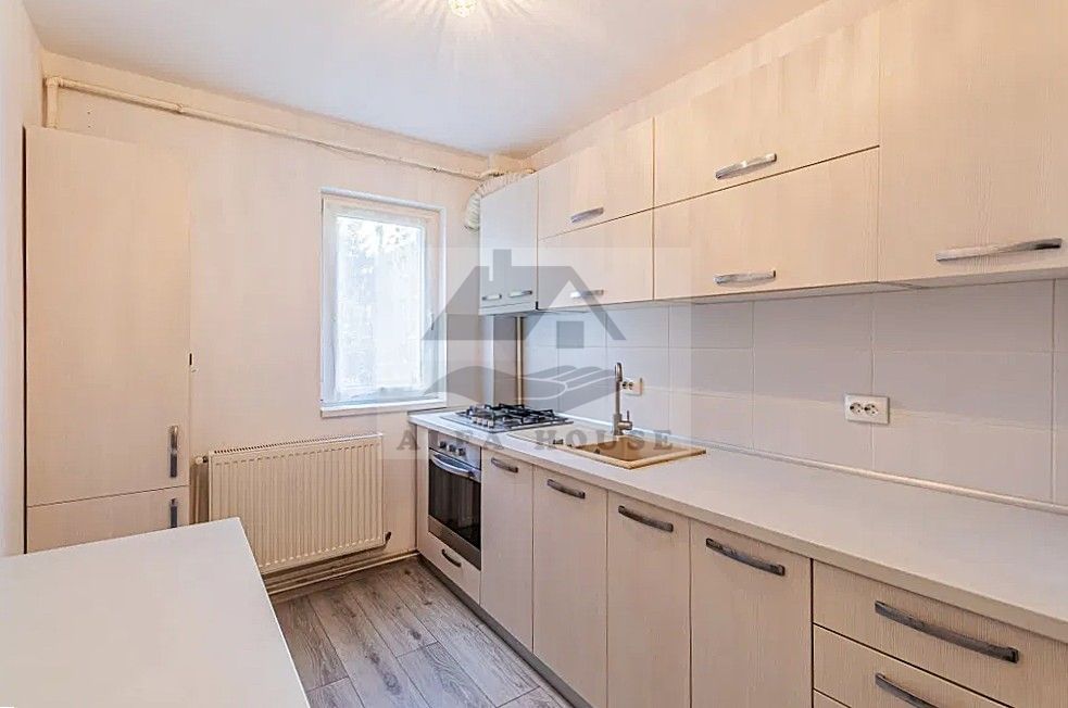 Apartament cu doua camere, zona Astra 43 mp, Renovat 2025 - Poză 4