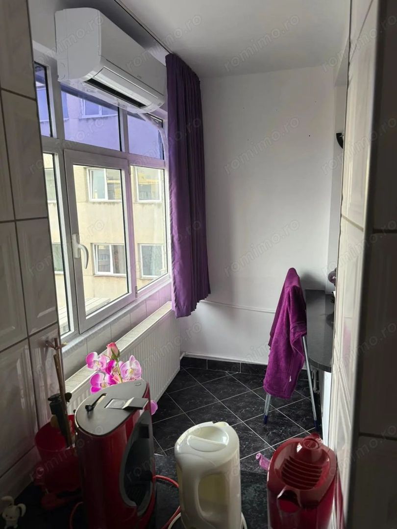 Garsonieră modernă, complet utilată, lângă Plaza Mall, aproape de metrou - Poză 6