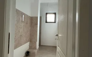 Super pret I Casa tip duplex P+1 I 4 camere I 3 bai I Balotesti - Poză 12