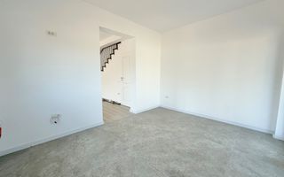 Duplex cu 5 camere si 2 bai, 470 mp teren si 115 mp utili in Ghiroda. - Poză 6