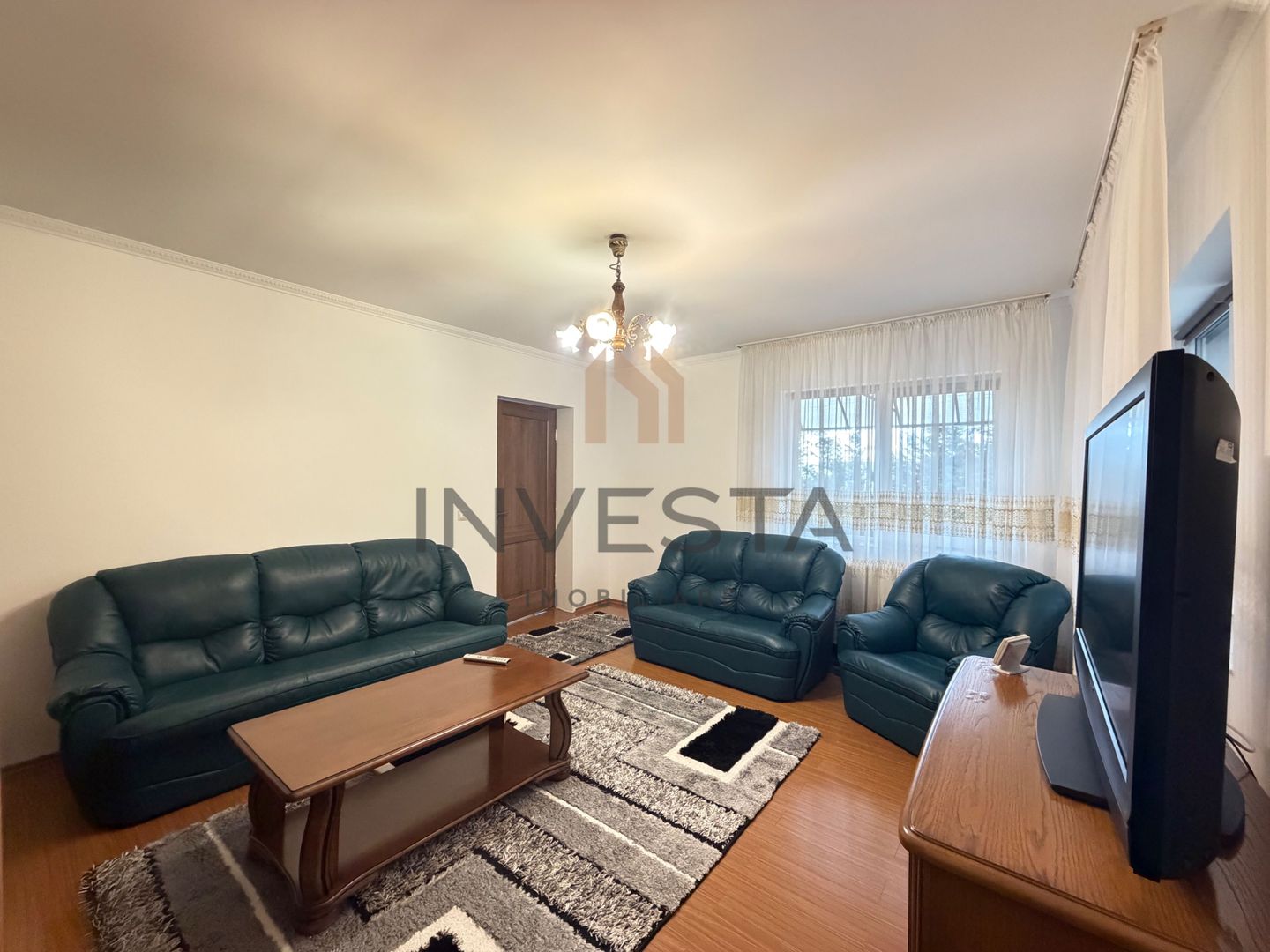 Casa spatioasa de inchiriat- zona Faget - Poză 2