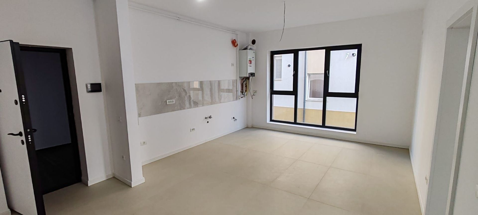 Apartament 2 camere, et 1 finisaje excelente, Giroc in spate Hotel IQ - Poză 1