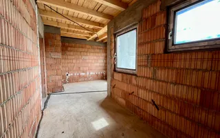 Casa individuala - 125mpu și 270mp curte | Sura Mica - Poză 11