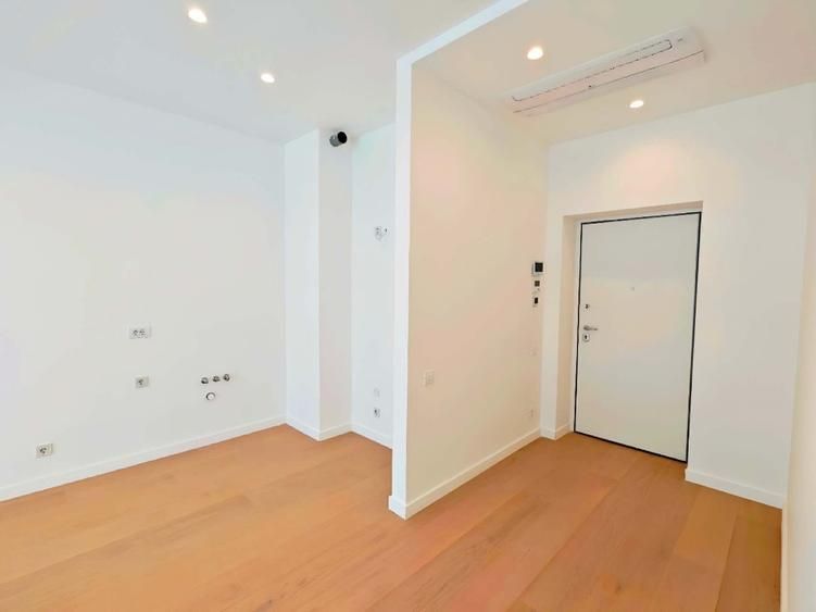 Apartament lux 2 camere, Aviatiei Tower, etaj 8, vedere superbă. - Poză 3