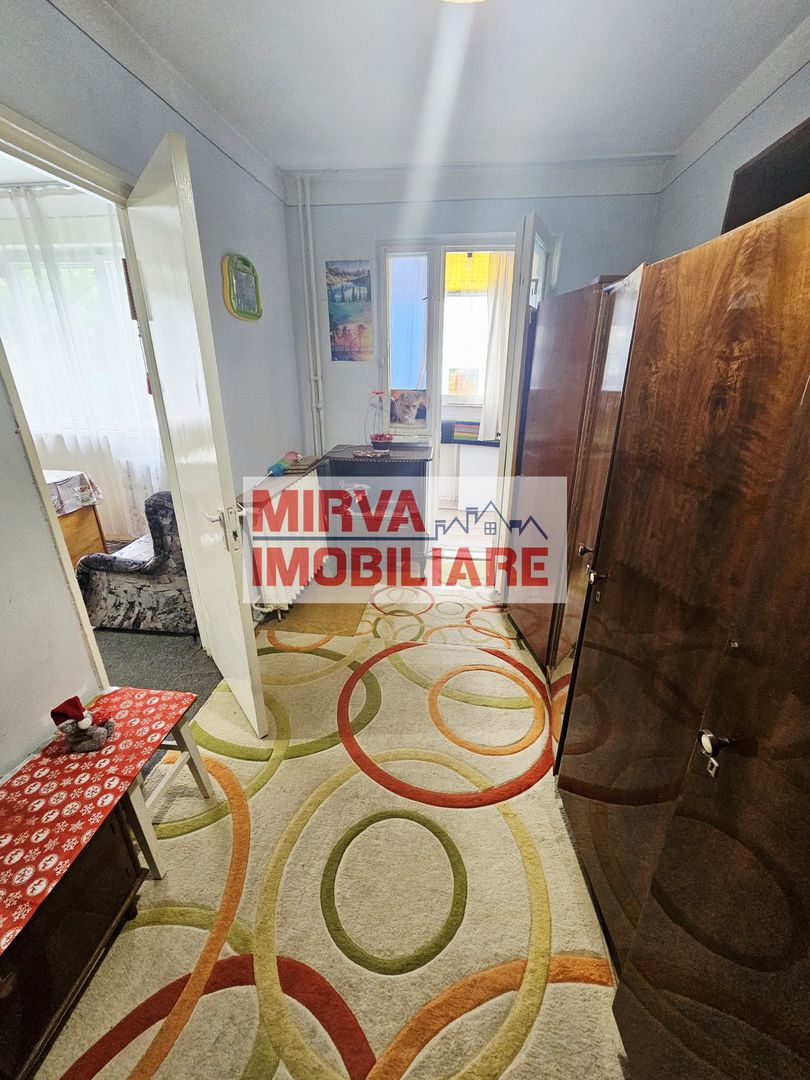 De vânzare apartament 2 camere, zona Malu Roșu, Ploiești - Poză 2