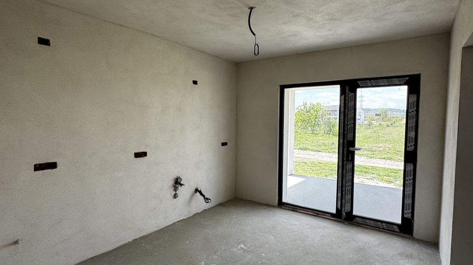Casa in proces de finisaj de vânzare in Sebeș - Poză 9