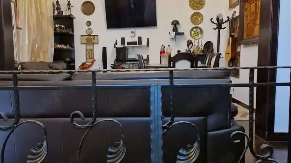 Apartament în vilă interbelică Cismigiu / Cobălcescu - Poză 1