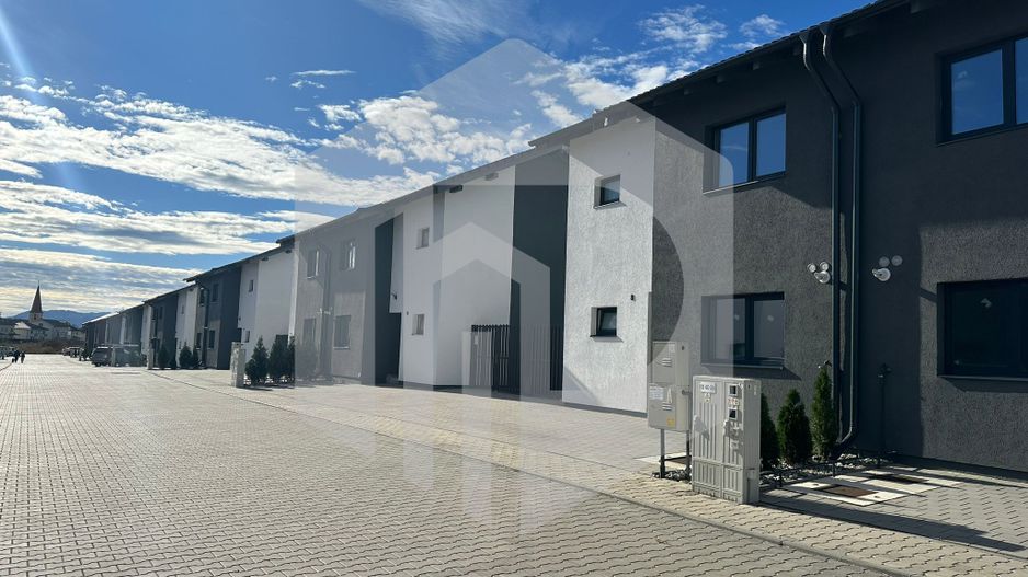 Duplex 4 camere - La Alb - Intabulat - Selimbar -Intabulat - Poză 16