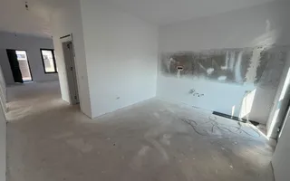 CASA INDIVIDUALA- 4 CAMERE, TOATE UTILITATILE, TEREN 350 MP, COMIS 0% - Poză 12