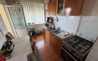 Apartament 2 camere, decomandat - zona Cetate - Poză 11