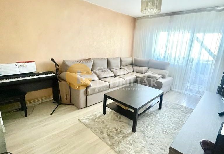 Pacurari-Canta Apartament 3 camere decomandat- 2 bai - Poză 2