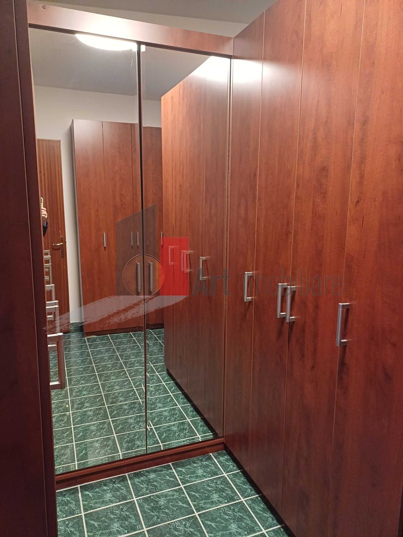 Universitate, apartament in bloc construit 2000, locuit/birou - Poză 11