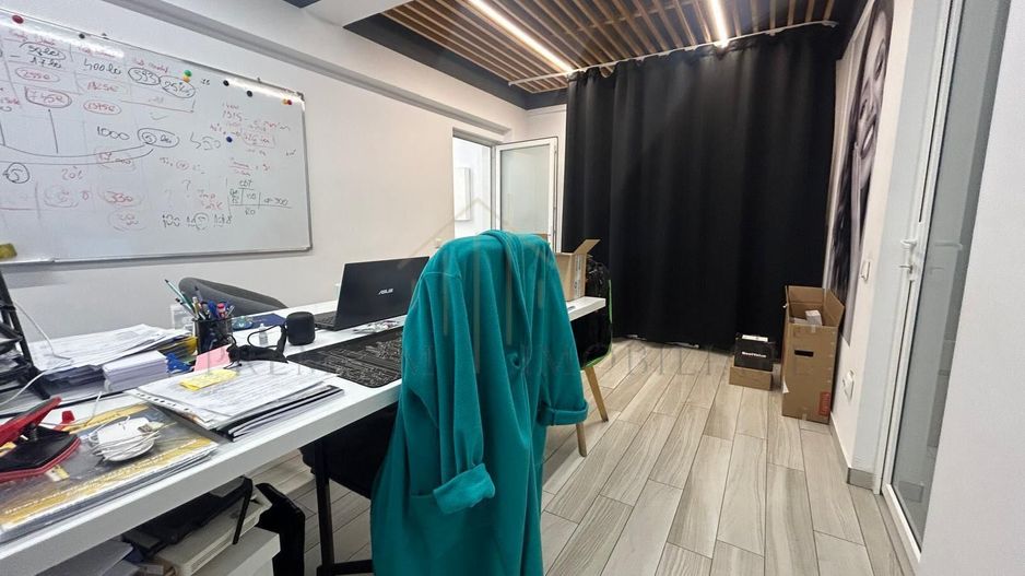 Spațiu comercial 90 mp – zonă cu trafic intens Onesti - Poză 2