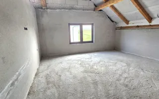Casa cu Teren de vânzare –  Jelna - Poză 14
