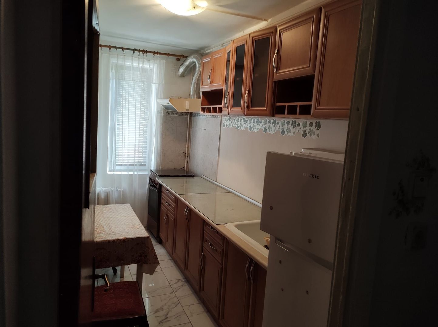 GARSONIERA MILITARI, BUCATARIE INCHISA, MOBILAT/UTILAT COMPLET - Poză 5