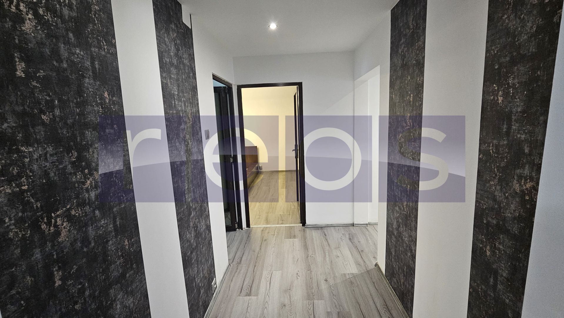 DE VANZARE AP 4 CAMERE 83 MP SEBASTIAN- MALL VULCAN | DECOMANDAT - Poză 10