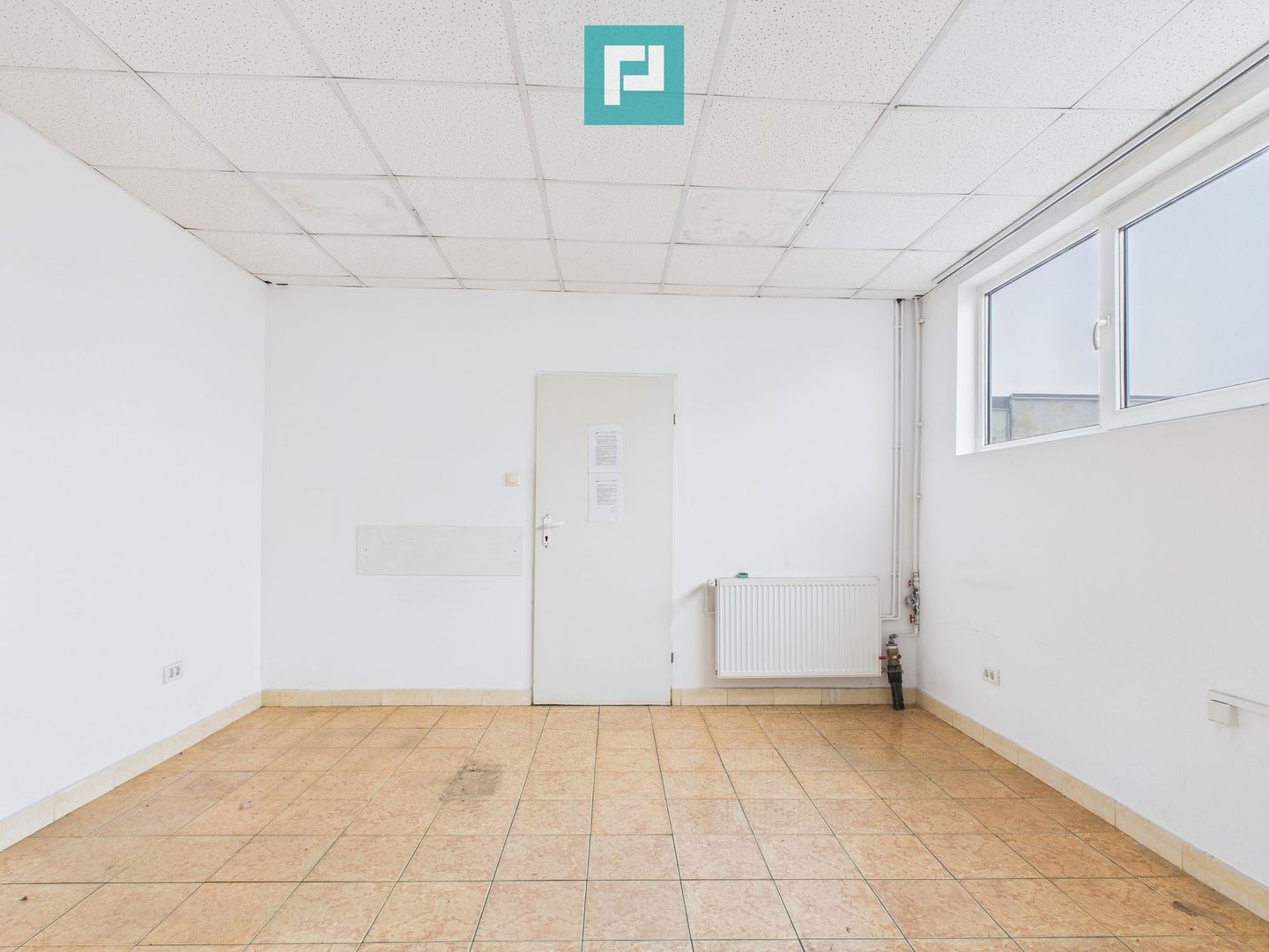 Hală și spații de birouri în Arad - Poză 5