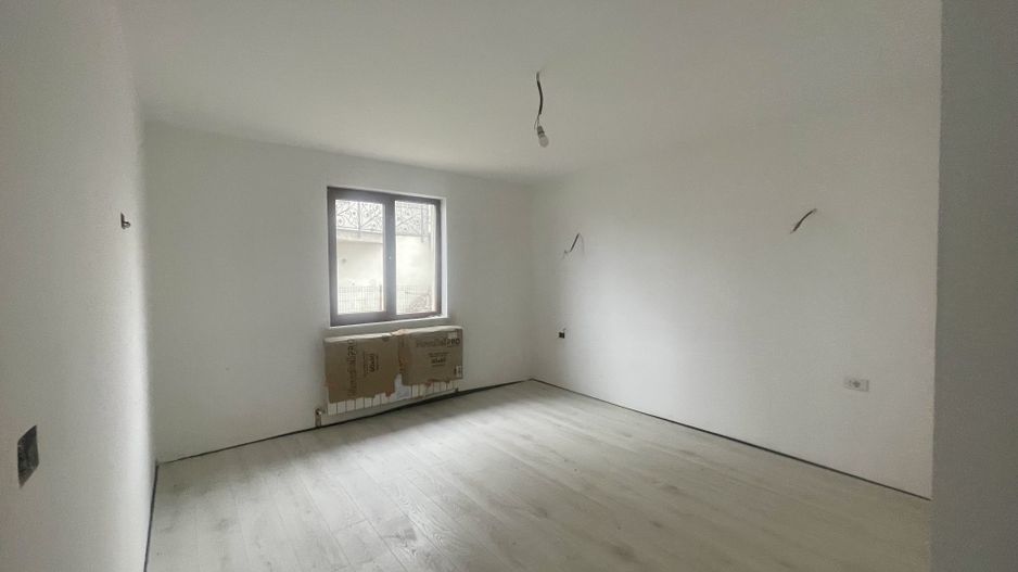 CASA INDIVIDUALA MODERNA | 600 MP TEREN | GARAJ | RADAUTI - Poză 6