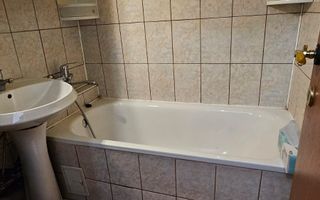Apartament 2 camere,  bloc izolat, parter-zona Florilor. - Poză 5