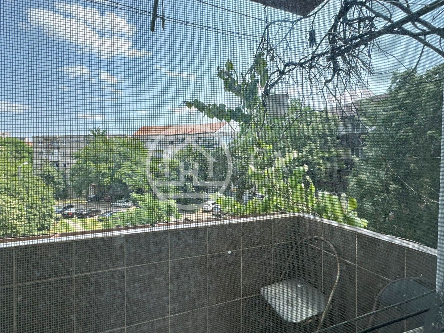 Apartament de închiriat tip Q cu 4 camere în zona Nufărul, Oradea - Poză 16