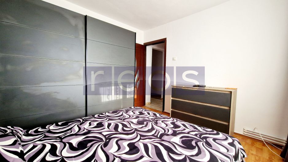 VANZARE 3 CAMERE | MOBILAT UTILAT | ROSIORI DE VEDE - Poză 4