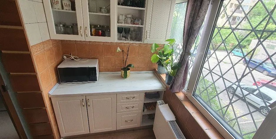 APARTAMENT 4 CAMERE ETAJ 1 BLOC 1982 | METROU FAVORIT - Poză 6