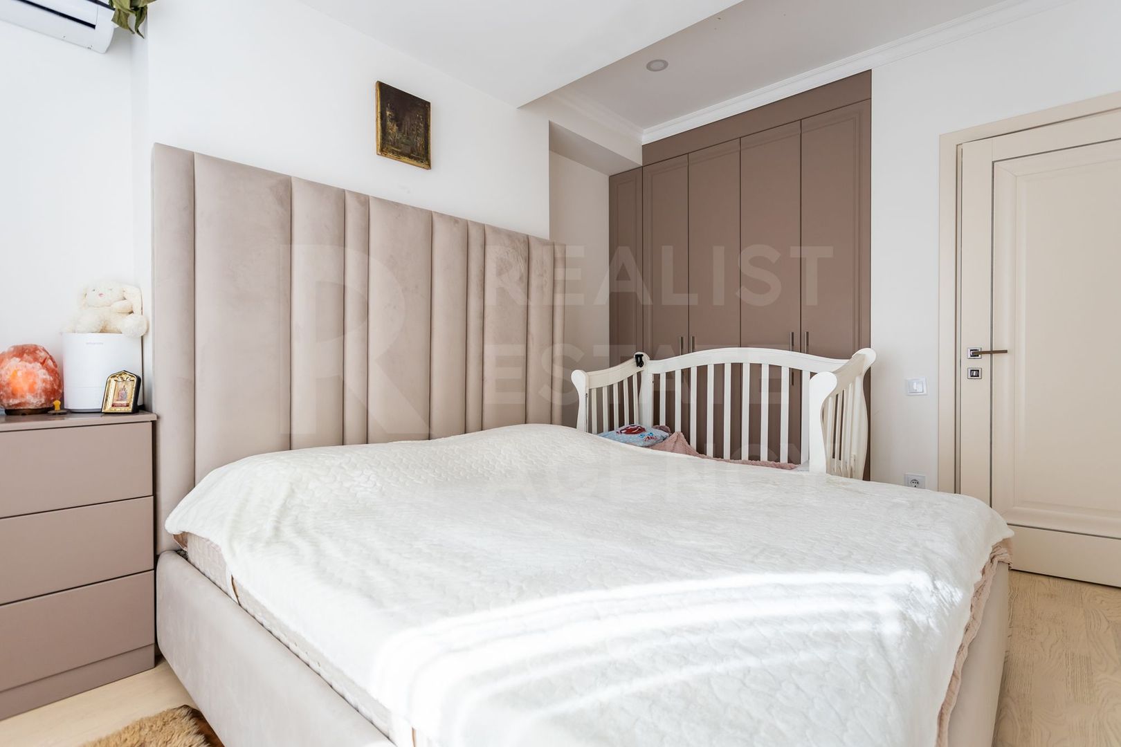 Vânzare, apartament, 3 camere, strada Sprîncenoaia, Centru - Poză 17