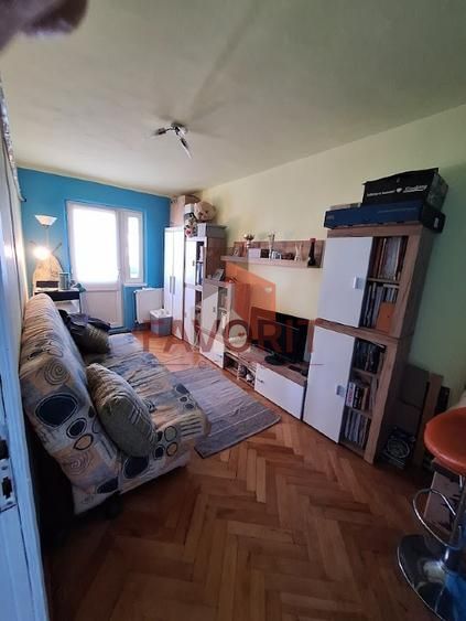 4 camere | etaj intermediar | centrala proprie | zona excelenta | - Poză 2