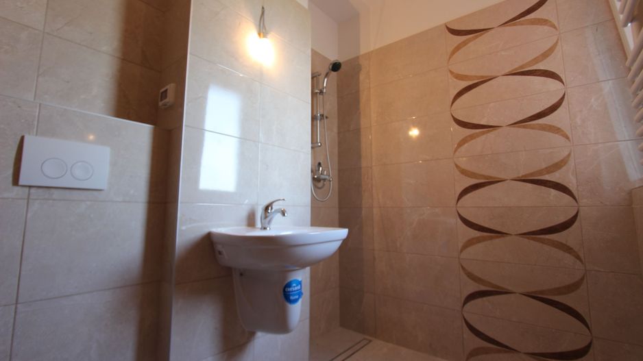 Nou si elegant - Poză 7