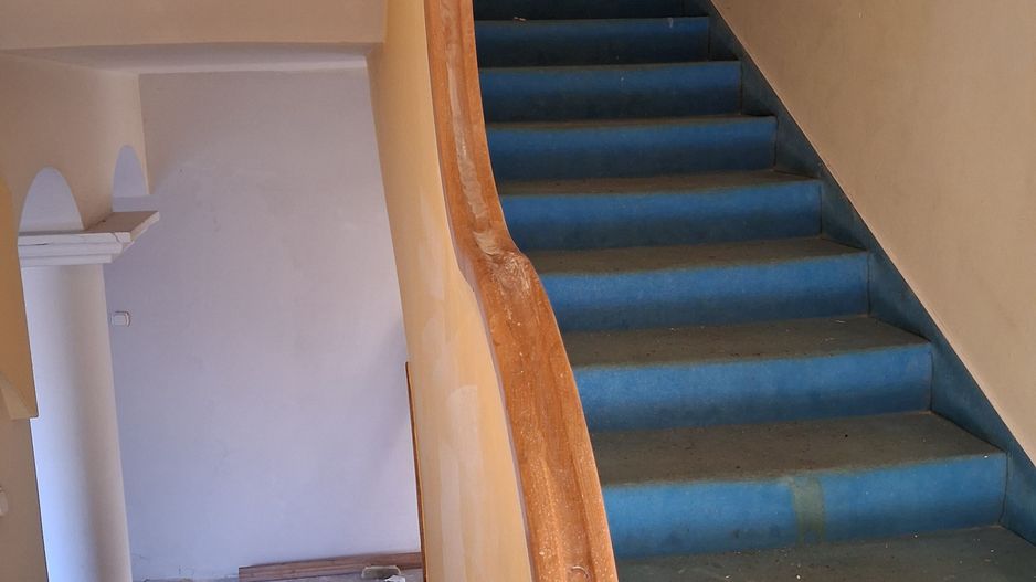 Casa RENOVATA partial 8 cam 6 ari 550mp garaj ANA IPATESCU. - Poză 17