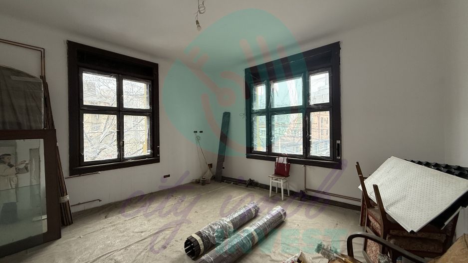 Apartament boieresc partial renovat - Poză 7