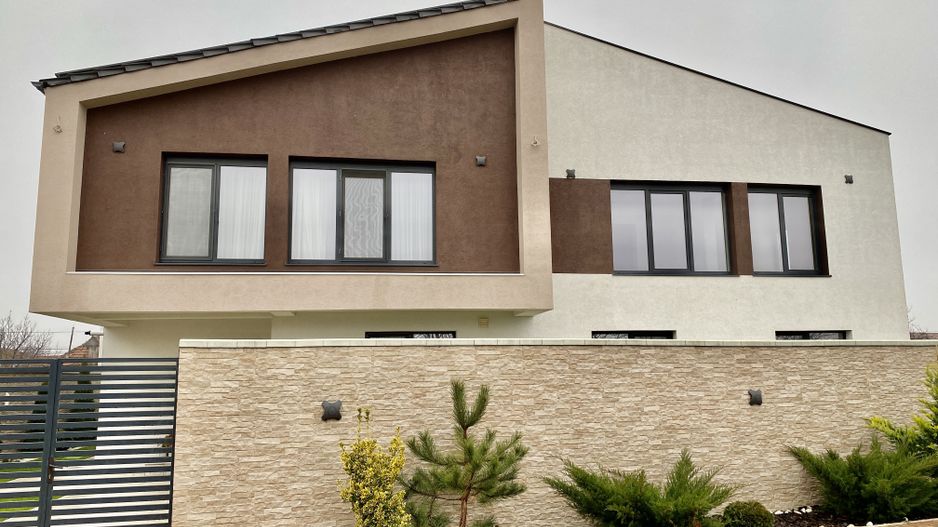 Vila pretabila pentru doua familii - Poză 7