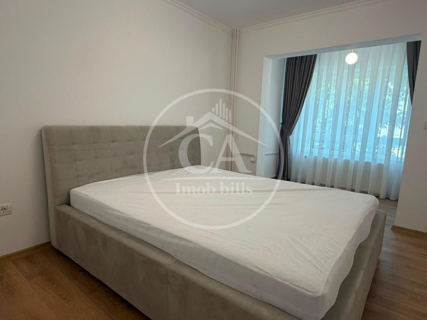 Apartament de închiriat cu 3 camere în zona  Nufarul, Oradea - Poză 2
