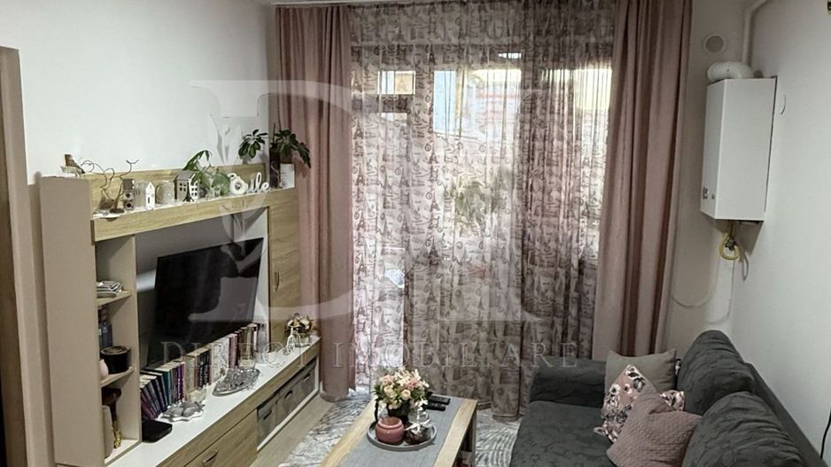 Apartament la cheie / gradina de 38 mp / Zona Terra - Poză 2