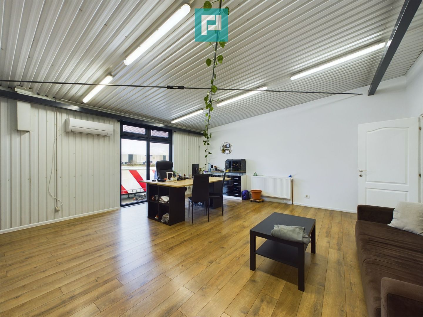 Spațiu Logistic la Autostrada A1 - Poză 15