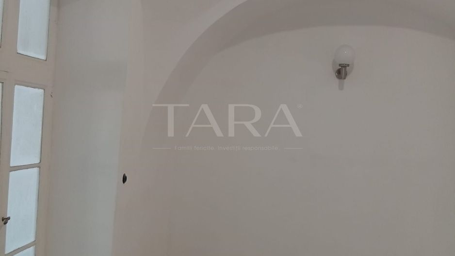 Apartament cu 2 camere, 75 mp, grădină, parcare, acces auto, Km 0. - Poză 2