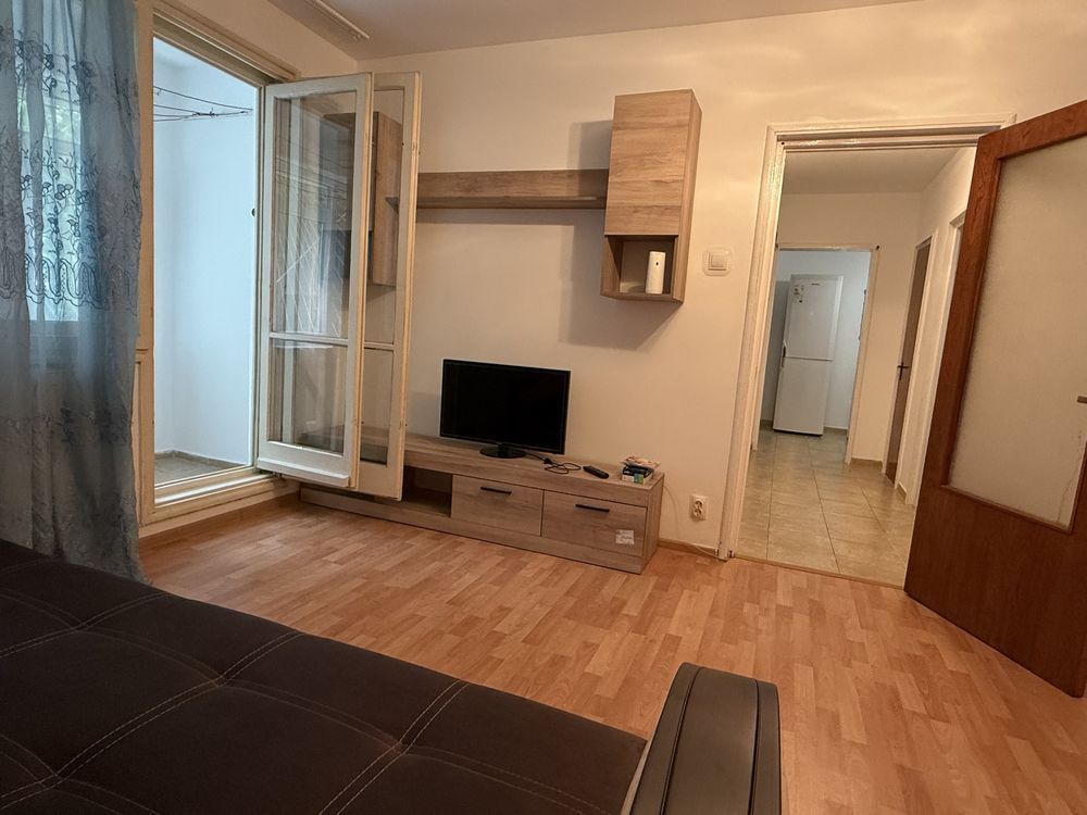 2 camere decomandat, parter, 2 min metrou, zona excelenta, pet friendly - Poză 2