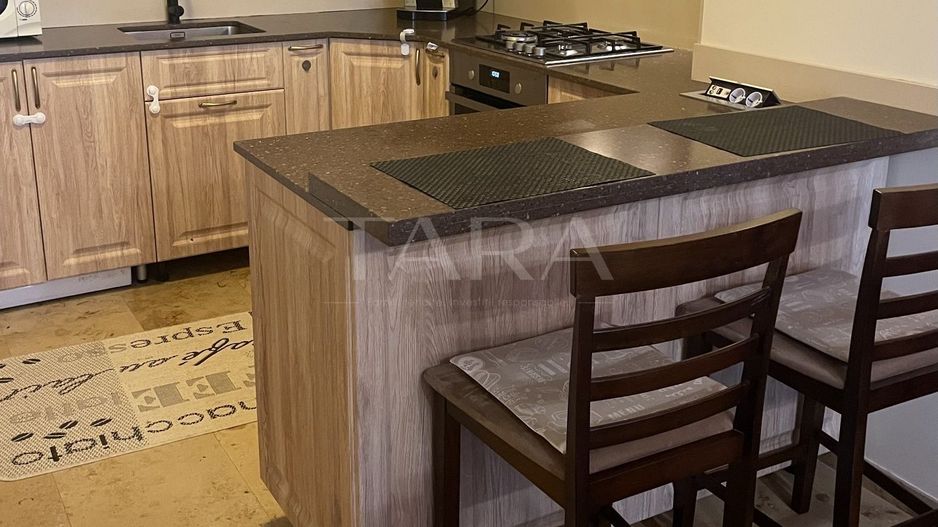Apartament 2 camere, mobilat, parcare subterană, finisaje noi. - Poză 3