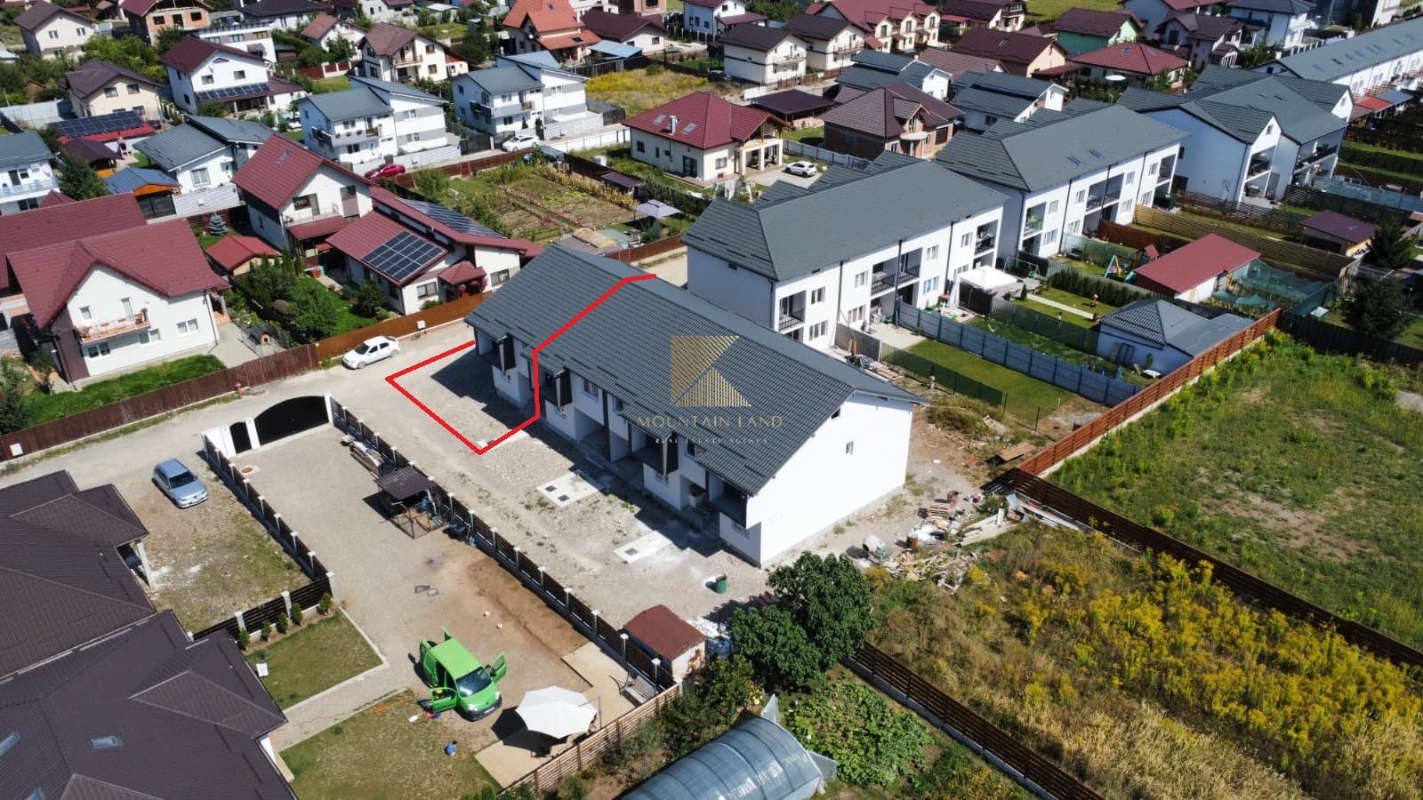 Casă însiruită cu 4 camere și curte proprie – Cartier Izvor, Str. Salc - Poză 19