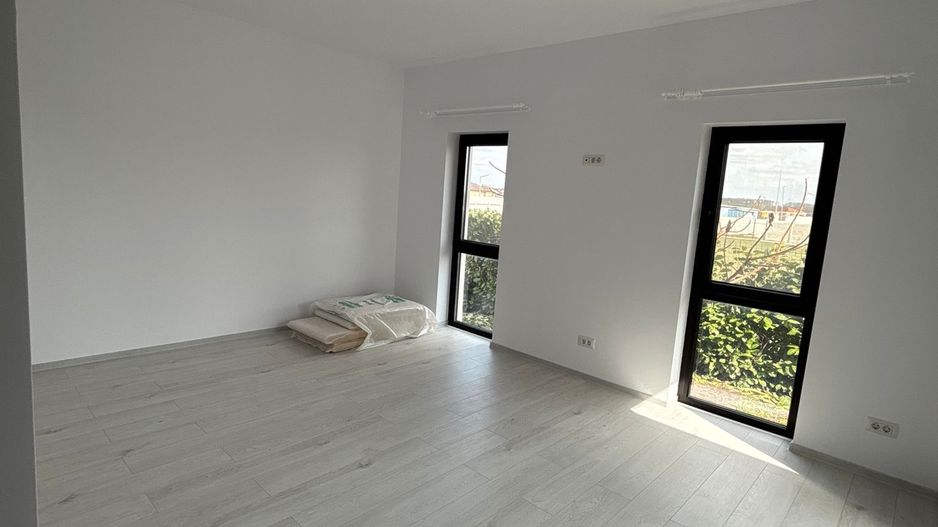 Vila Individuala, semimobilata- Corbeanca - Poză 12