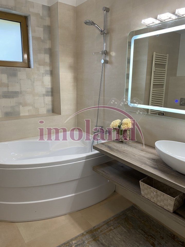 Inchiriere - apartament - 3 camere cu terasa - Aviatorilor - Poză 11