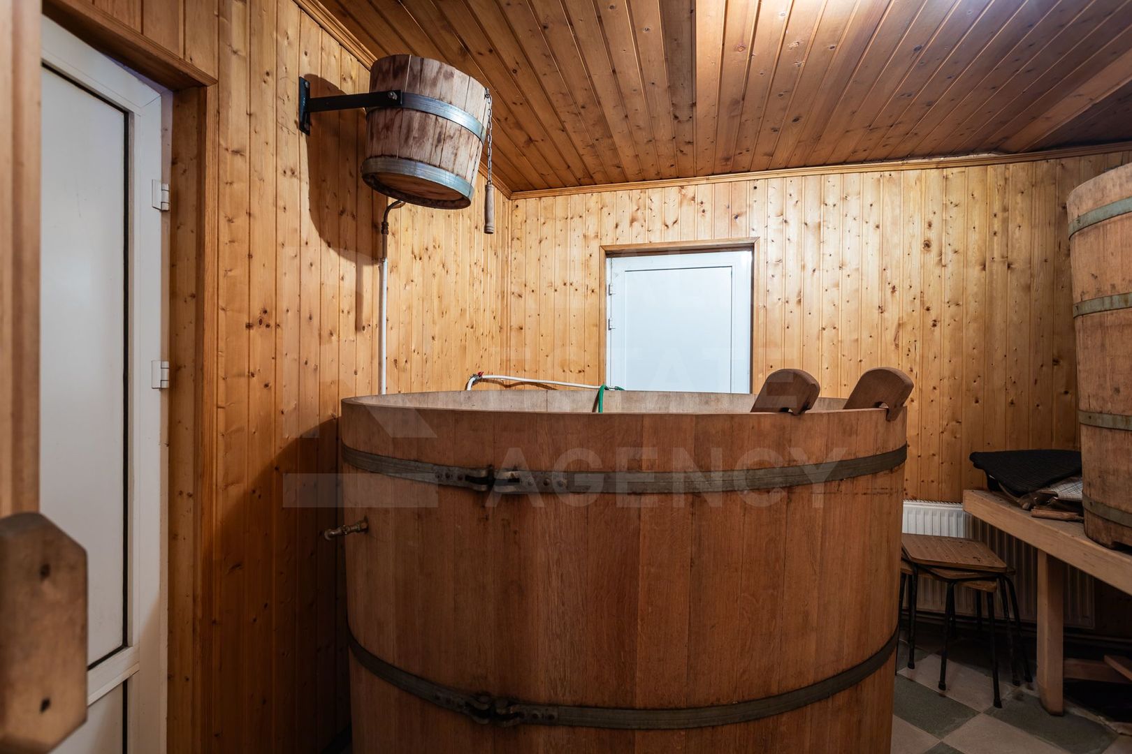 Vânzare casă de lux, 700 mp + 22 ari, situată în Tohatin - Poză 54