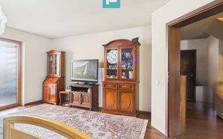 Două locuințe individuale pe 512 mp –  in GIROC - Poză 13