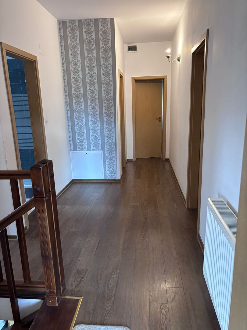 Casa individuala frumoasa si spatioasa in Giroc - Poză 9