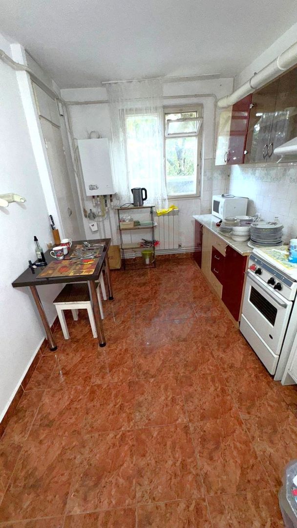 74.900 euro, 3 camere, Centru, etaj 3/4 - Poză 6