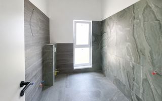 Casă modernă, parțial mobilată, cu garaj și teren de 815 mp, Șelimbăr - Poză 11