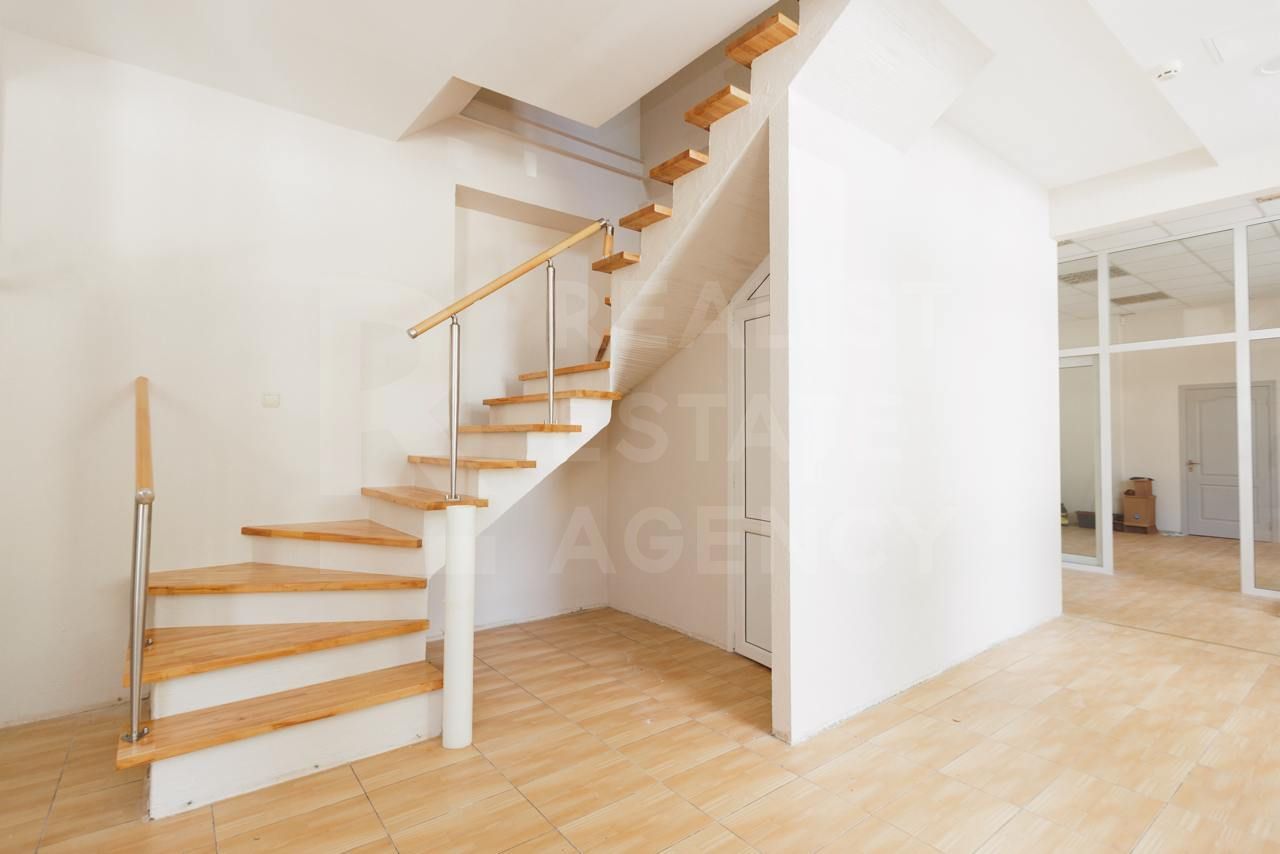 Chirie, spațiu de birouri, 175 mp, strada Maria Cebotari, Centru - Poză 9