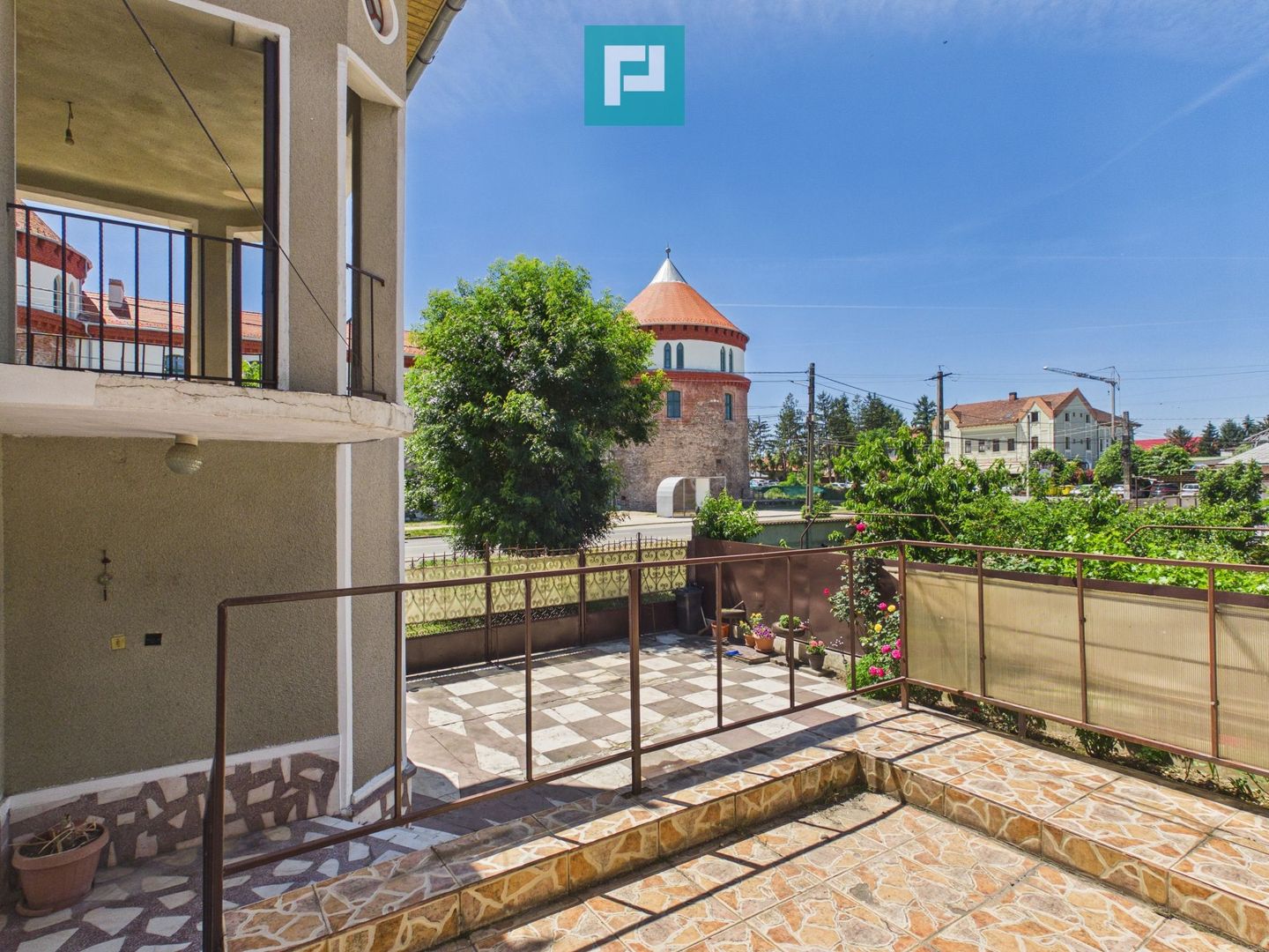 Casă/vilă cu 10 camere – Ineu, centru - Poză 19